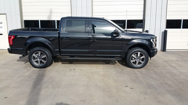 1.5&quot; level with stock wheels and tires-20151220_124045.jpg