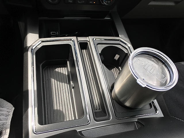 Center console cup holders interchangeable????-img_1942.jpg