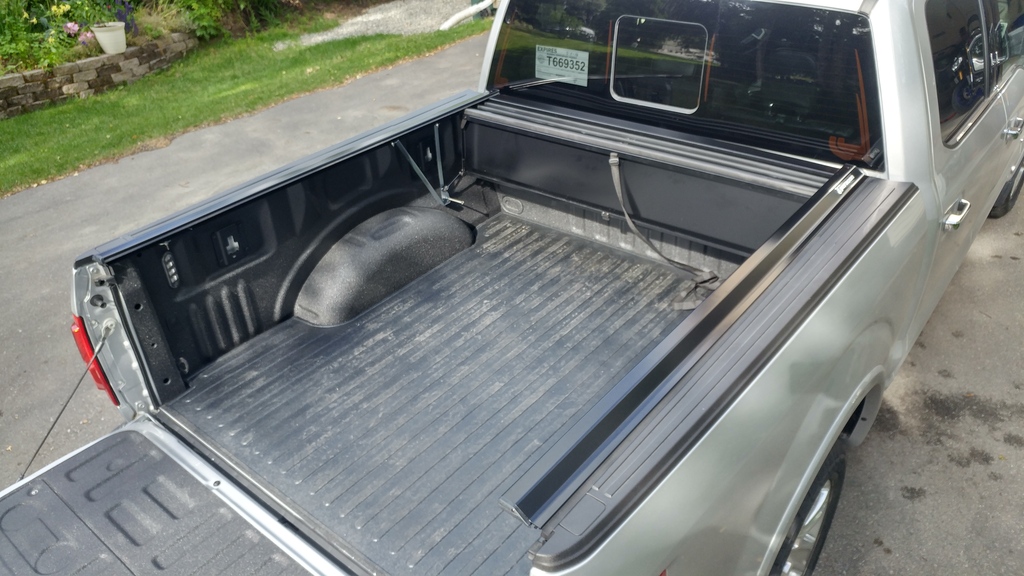 Toyota Tacoma Bed Cover For Your Truck - Peragon®