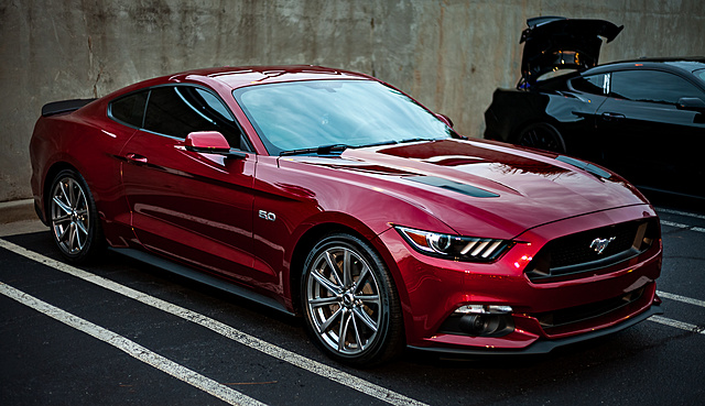 Deep rosso red ford