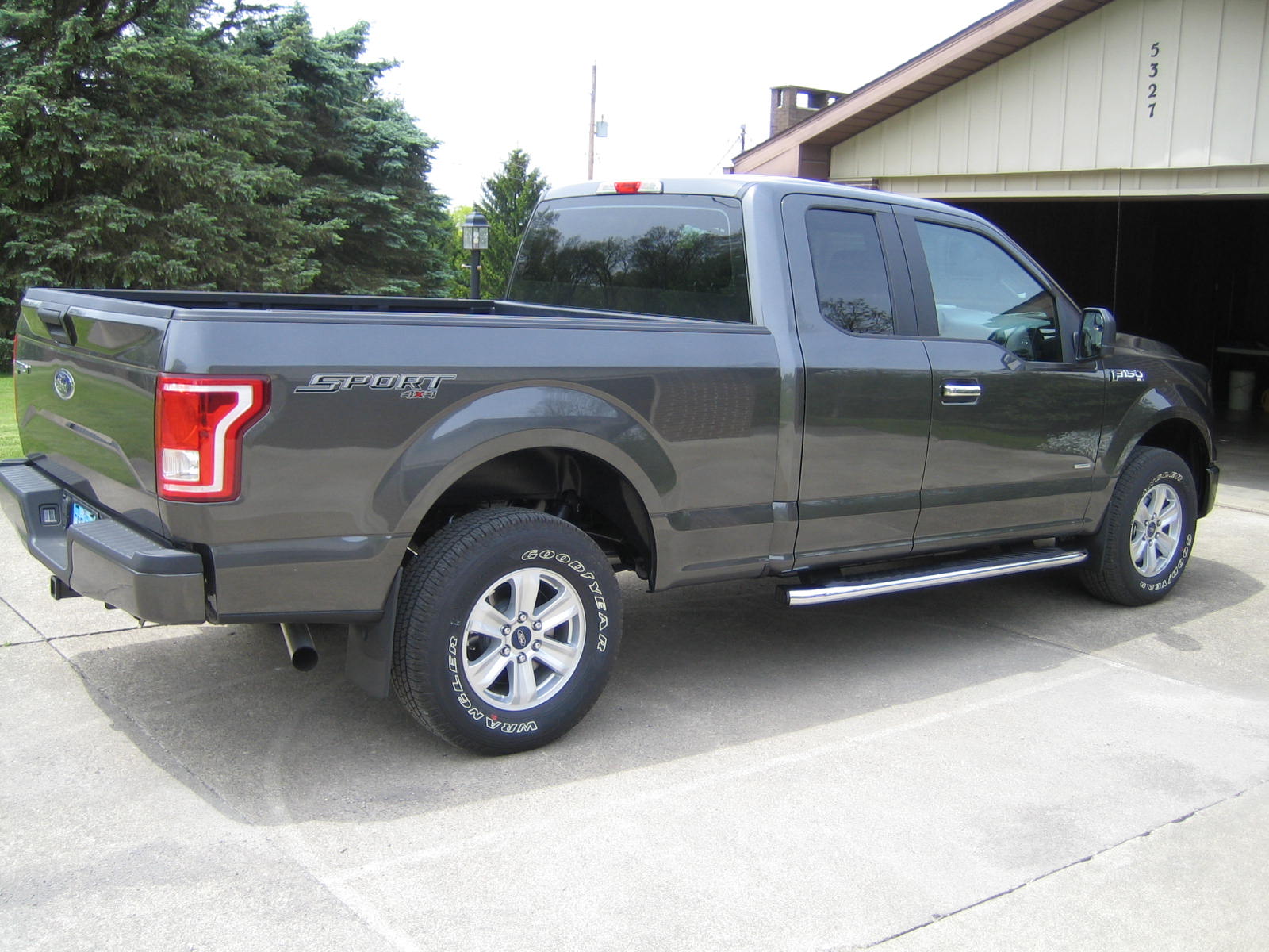 Northeast 2016 Ford F 150 Screw Running Boards Chromeblack