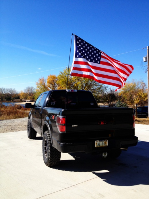 How to fly a deals flag from your truck