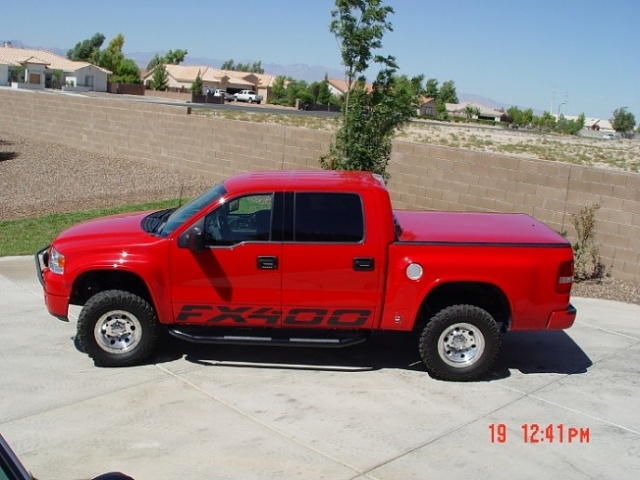 2004 Ford fx400 #1