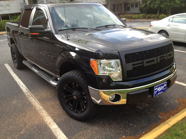 PIC REQUEST: f150 on black wheels anyone?-image-331474103.jpg