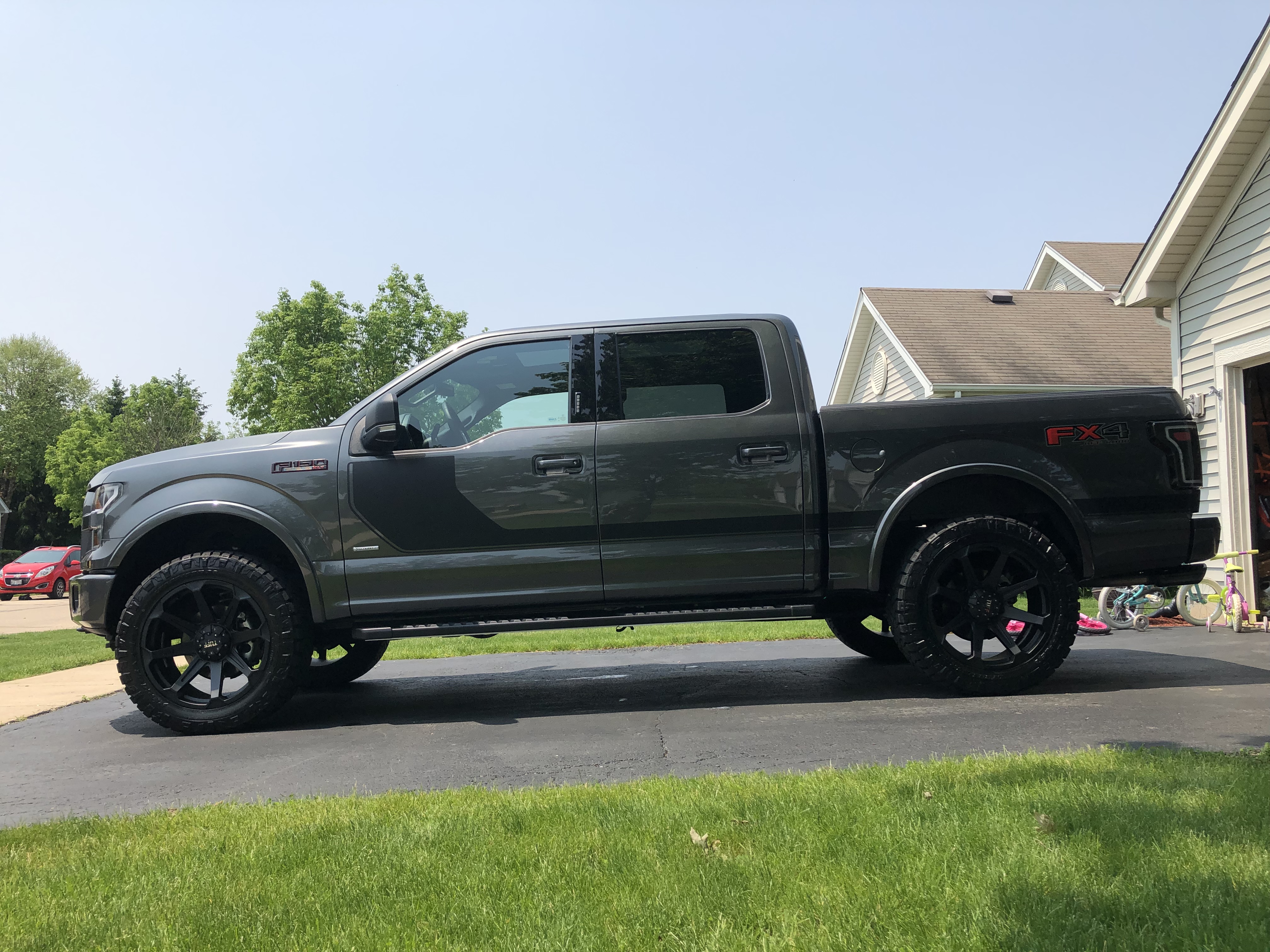 22” Wheels 34.7” tires with Coilover Level - Ford F150 Forum ...