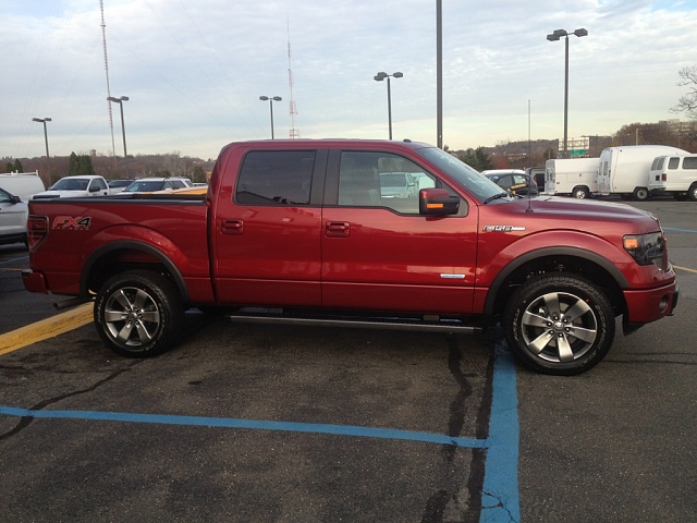 Ford f150 fx4 ruby red #2
