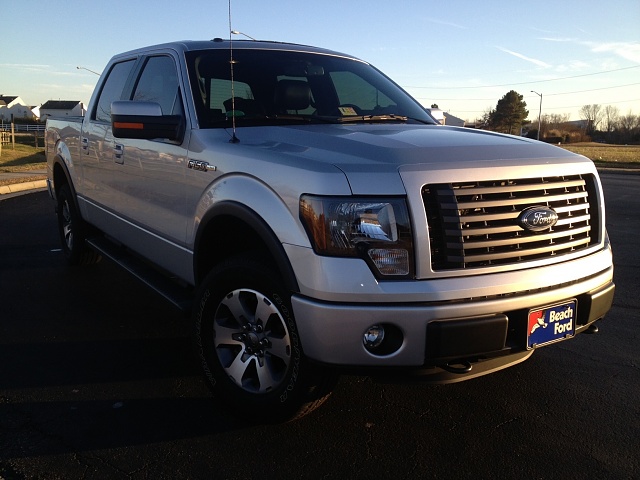 2012 Ford f150 front leveling kit #1