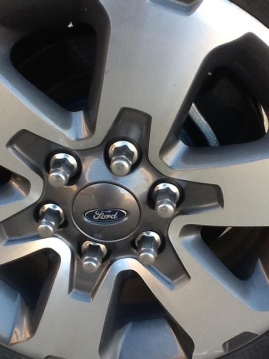 2006 f150 deals lug nuts