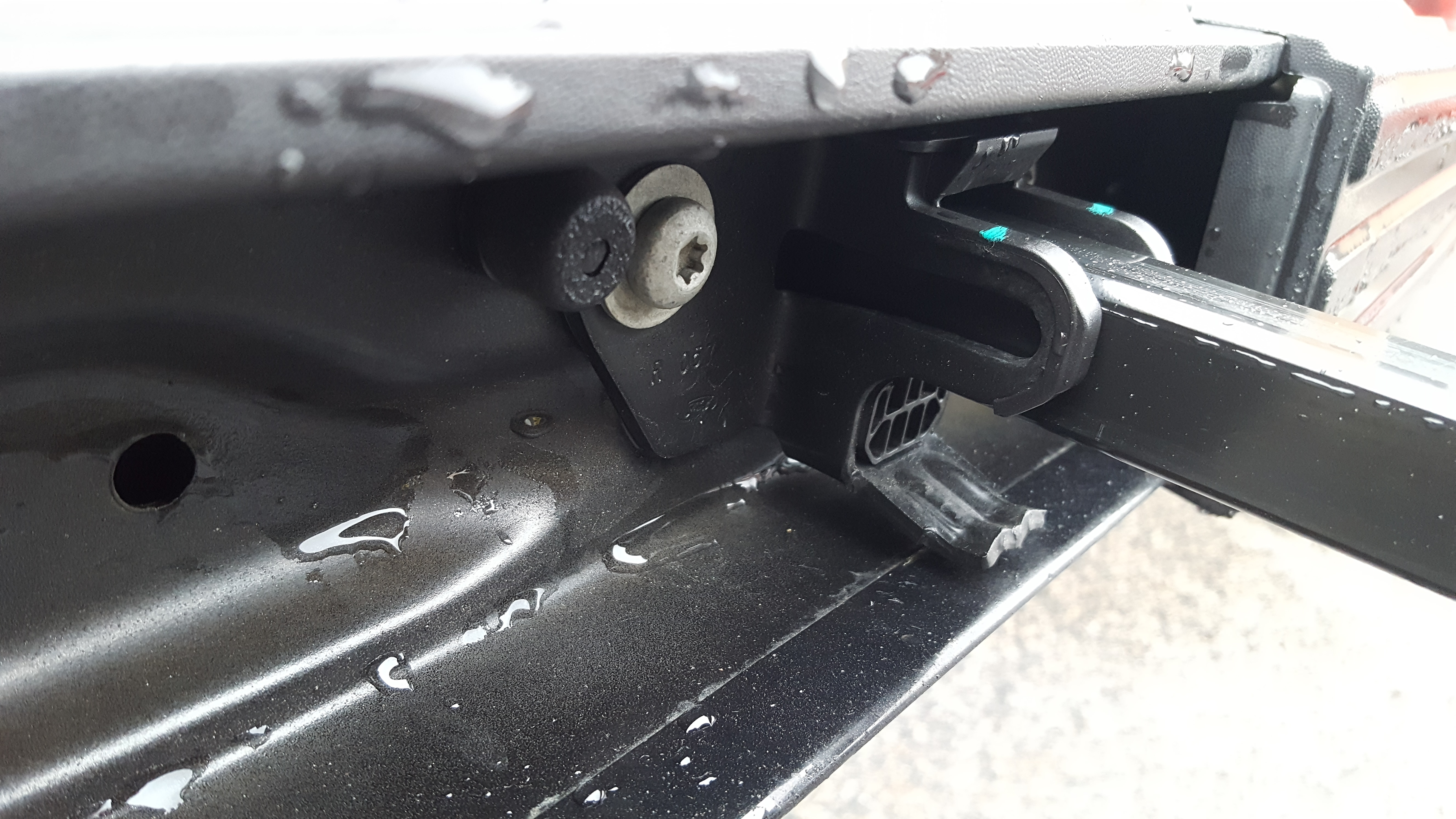 Identify this part in 2013 Tailgate Ladder - Ford F150 Forum