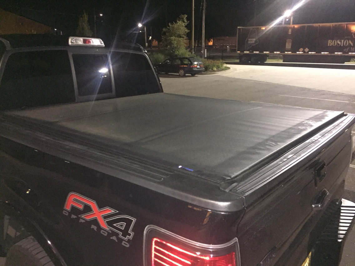 Tyger bed deals cover f150