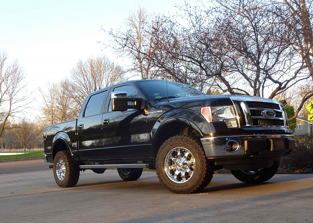 Chrome Wheels on Black Truck: A Stunning Visual Upgrade