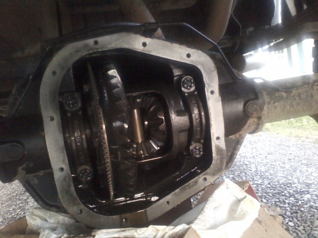 Ford f150 rear differential leaking #9
