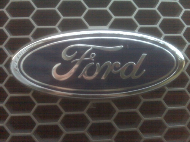 Front Ford emblem???-f150emblem.jpg