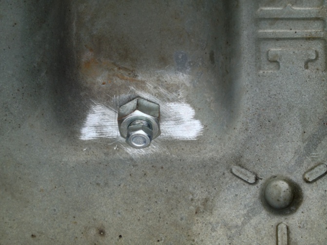 Transmission drain plug install and pan flush.. With pics.. - Ford F150  Forum - Community of Ford Truck Fans