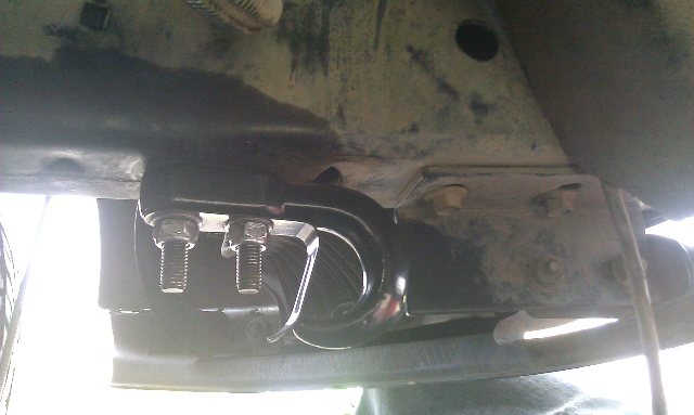 2010 Ford f150 front tow hooks
