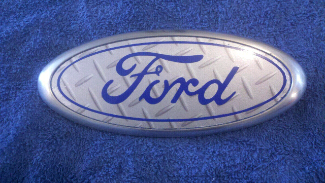 Front Ford emblem???-forumrunner_20120322_201503.jpg