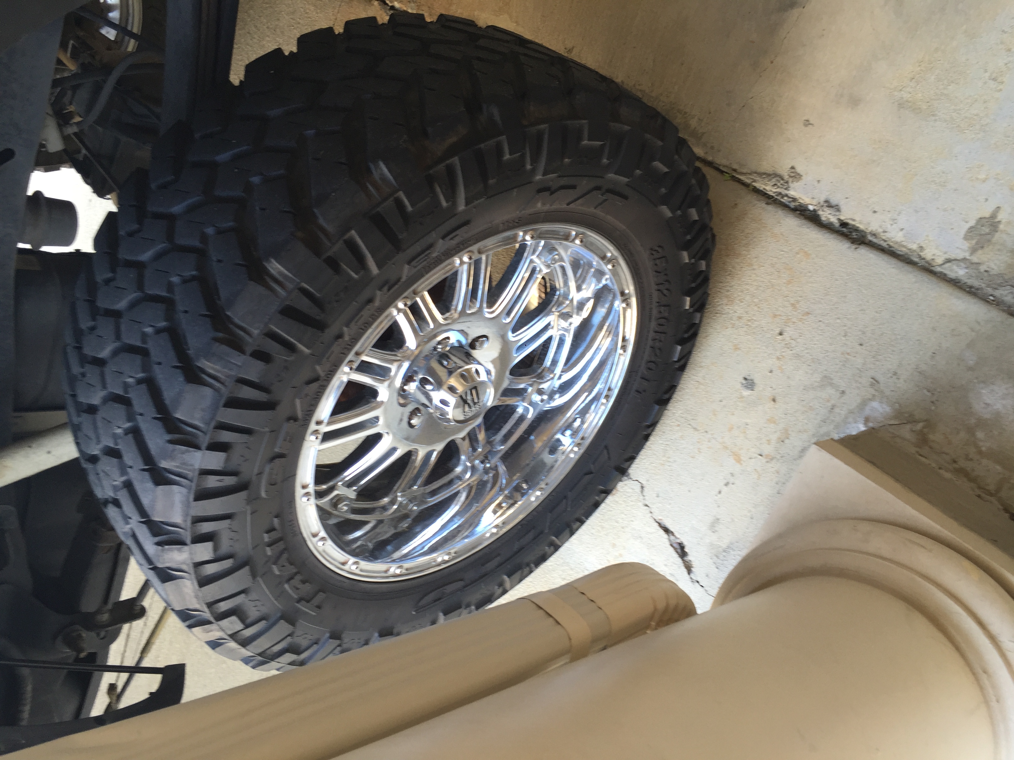 20 Inch Nitto Tires