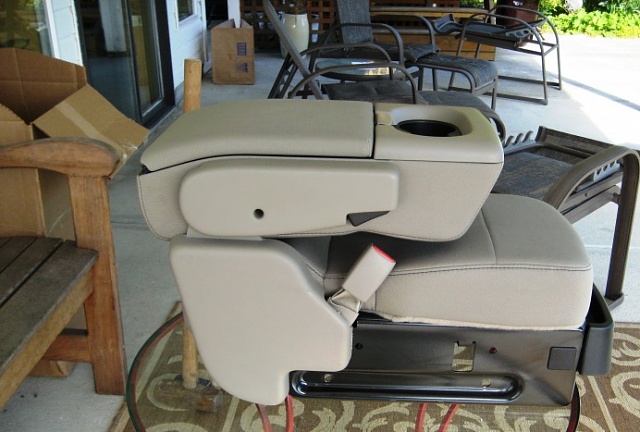 Ford jump seat #10