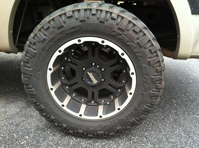 How Much Are Tires 285/65R18 Nitto trail grapplers with Gear wheels - Ford F...