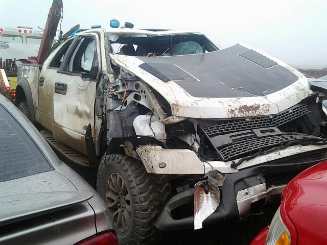 Wrecked ford f150 raptor #2