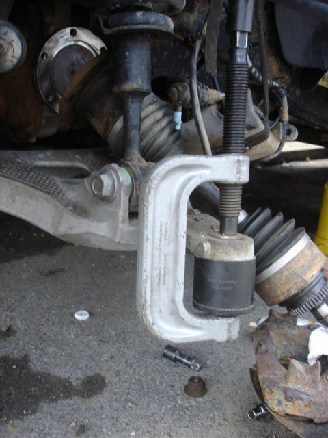 2004 Ford explorer lower ball joint replacement